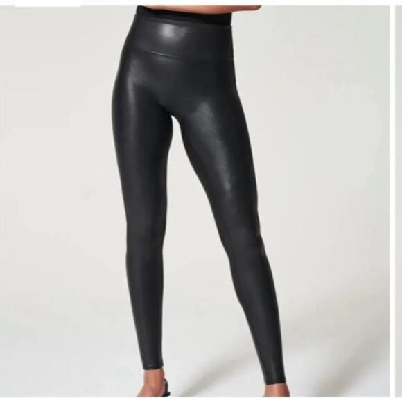 Spanx Faux Leather Leggings High Waisted Smoothing Sleek Black Size Small - Picture 1 of 7